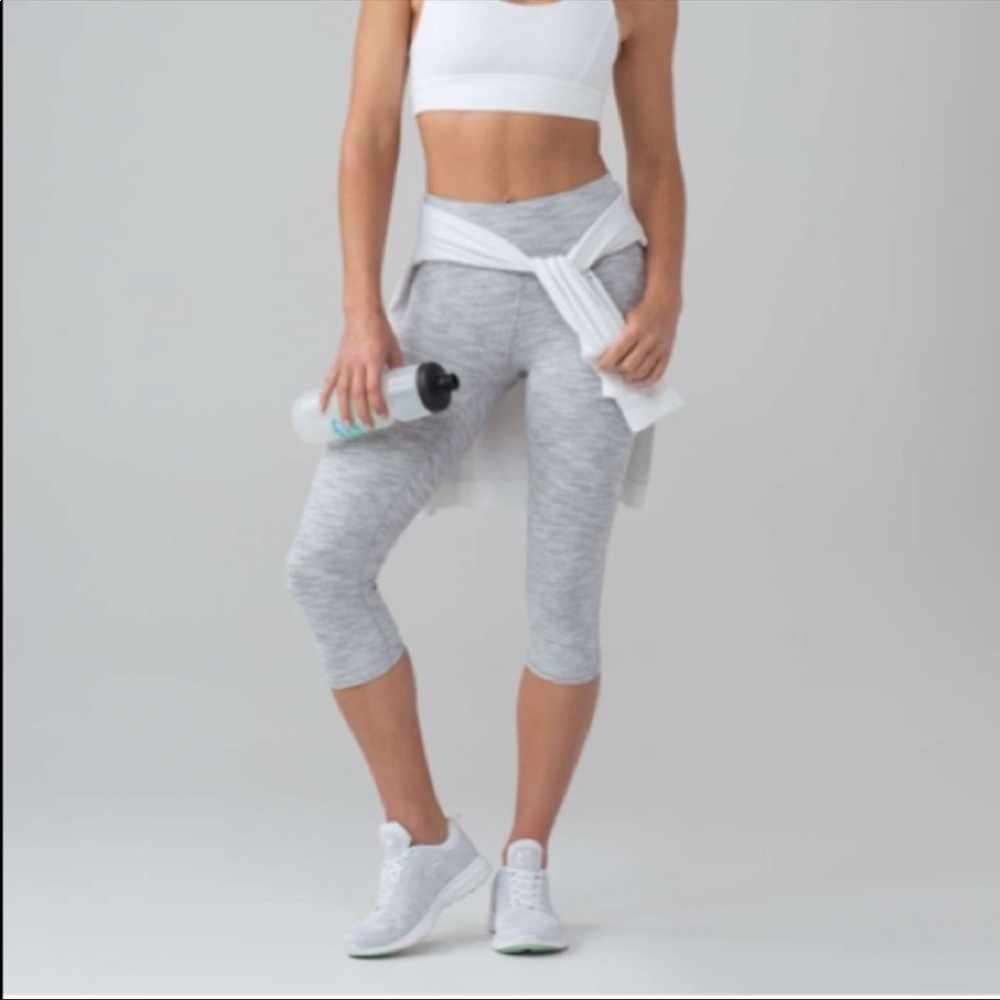 Lululemon high rise Train Times Crop